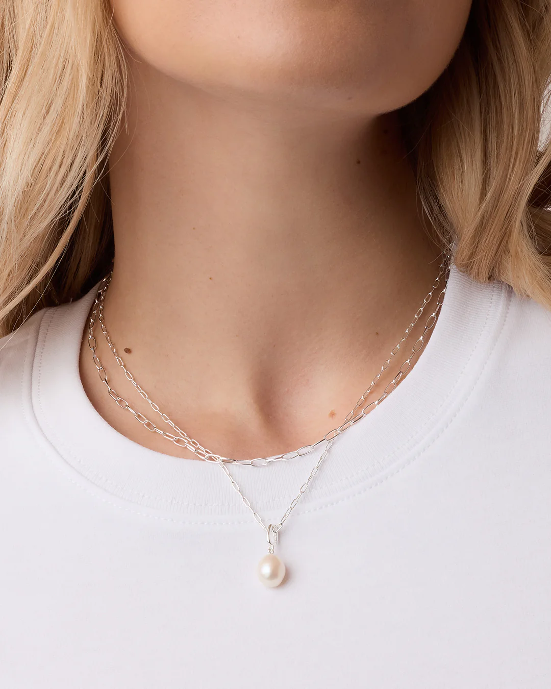 Pearl Parker Charm - Image 7