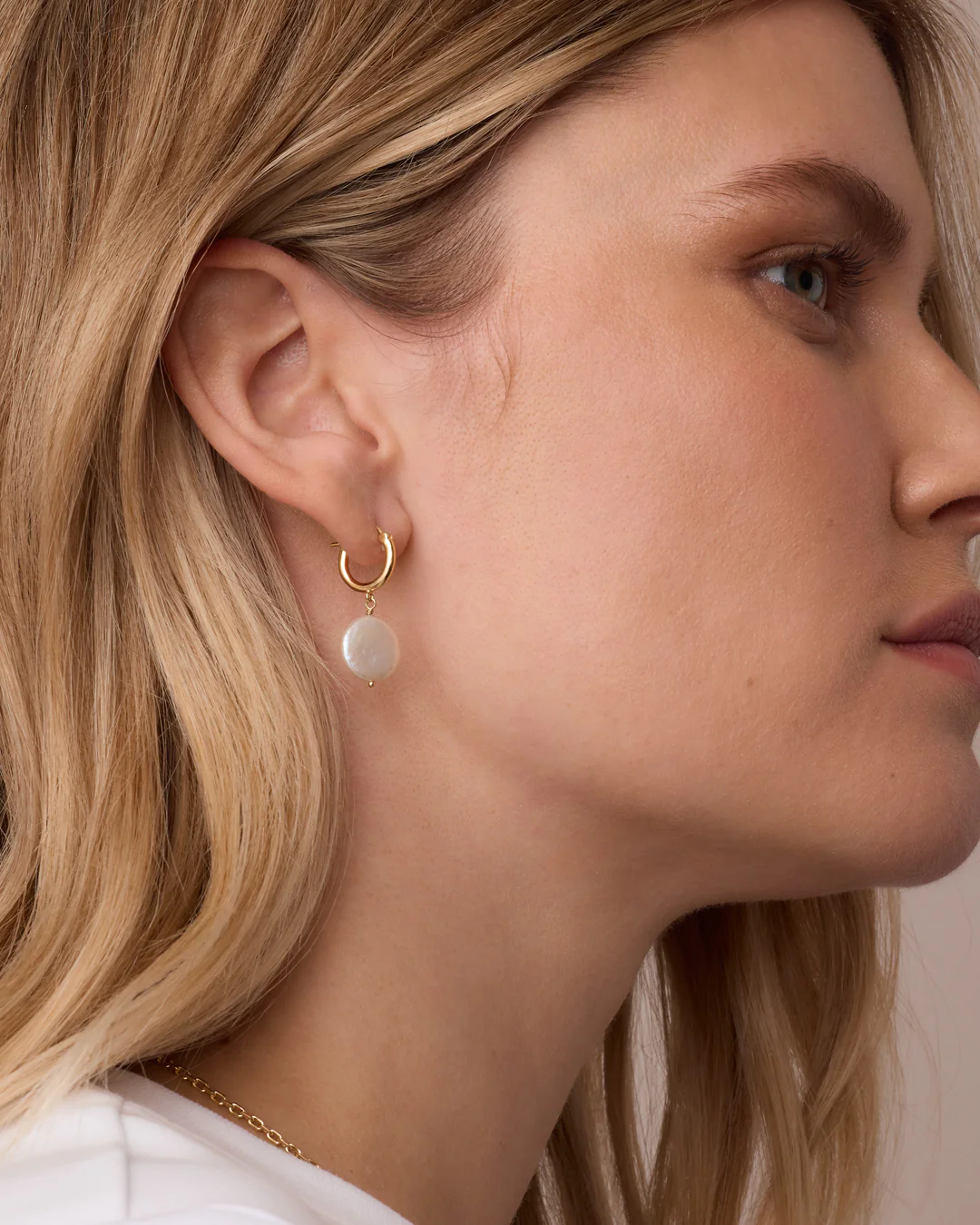 Reese Pearl Huggies - Image 3